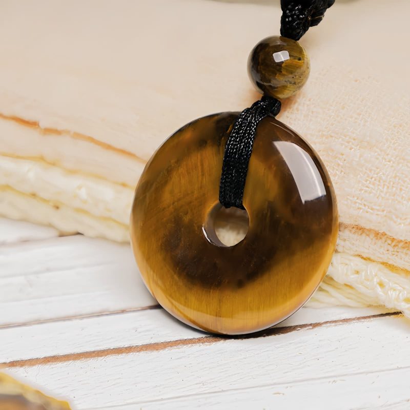 Lucky Coin Healing Crystal Necklace Pendant Lucky Coin Healing Crystal Necklace Pendant