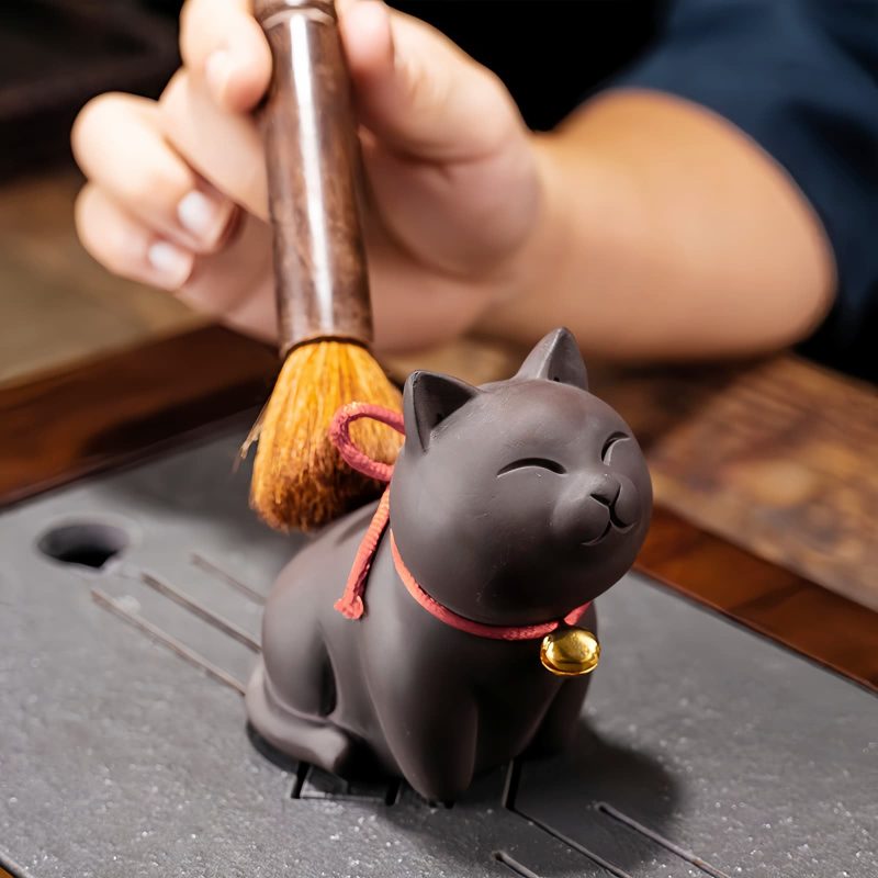 Purple Clay Cat Figurine Desk Decoration Purple Clay Cat Figurine Desk Decoration