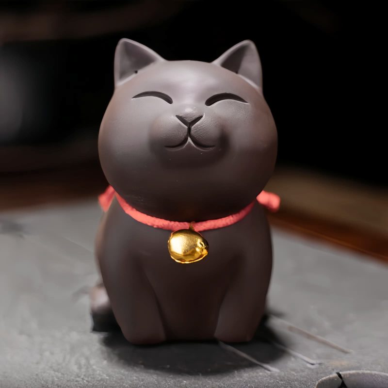 Purple Clay Cat Figurine Desk Decoration Purple Clay Cat Figurine Desk Decoration