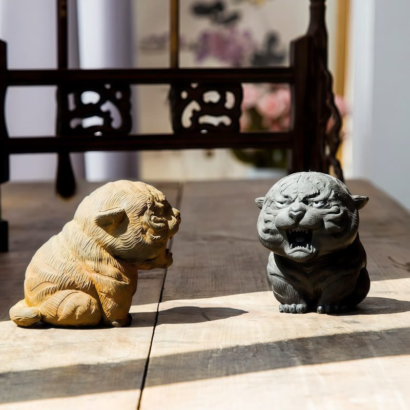 Rust Iron Mini Roaring Tiger Statue Rust Iron Mini Roaring Tiger Statue