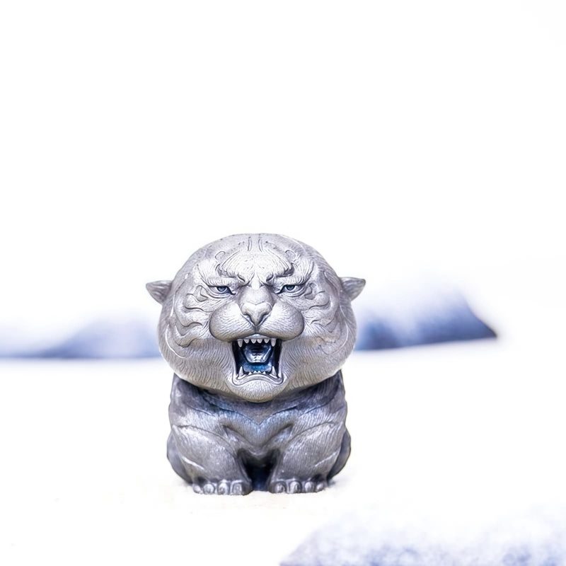 Rust Iron Mini Roaring Tiger Statue Rust Iron Mini Roaring Tiger Statue