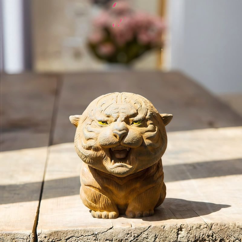 Rust Iron Mini Roaring Tiger Statue Rust Iron Mini Roaring Tiger Statue