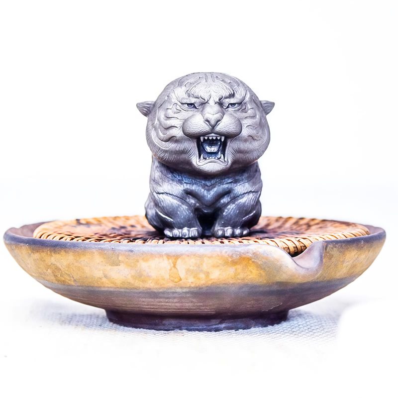 Rust Iron Mini Roaring Tiger Statue Rust Iron Mini Roaring Tiger Statue