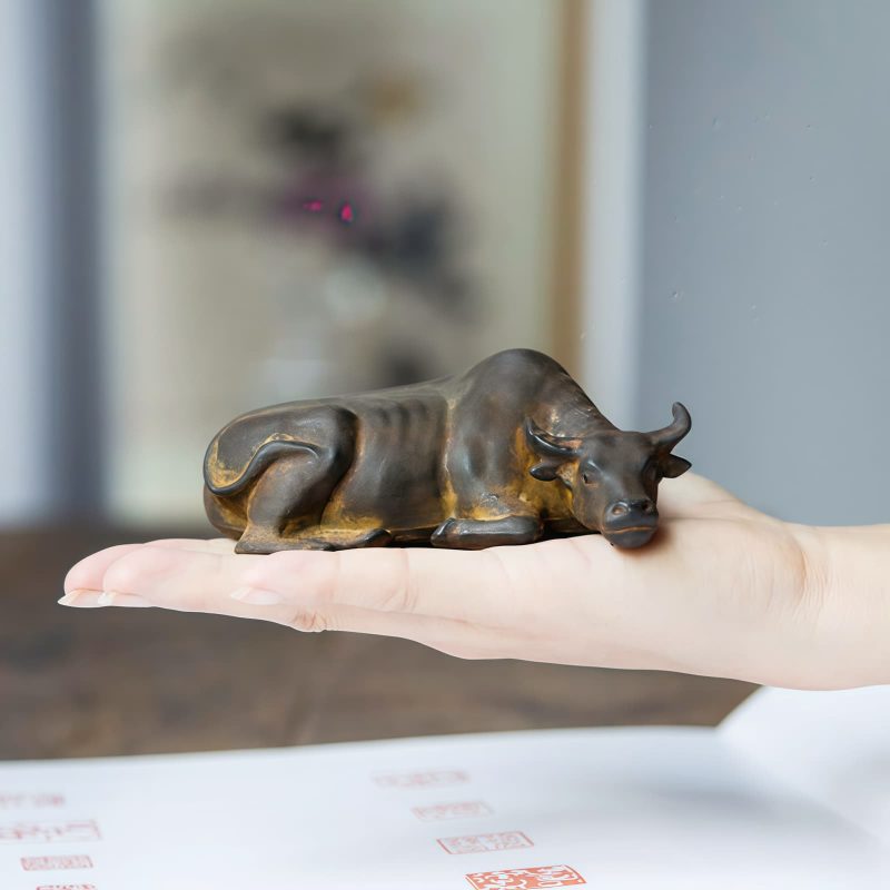 Rustic Iron Powder Buffalo Bull Statue Rustic Iron Powder Buffalo Bull Statue