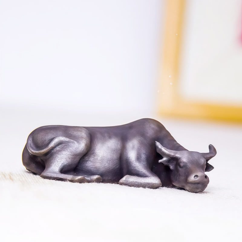 Rustic Iron Powder Buffalo Bull Statue Rustic Iron Powder Buffalo Bull Statue