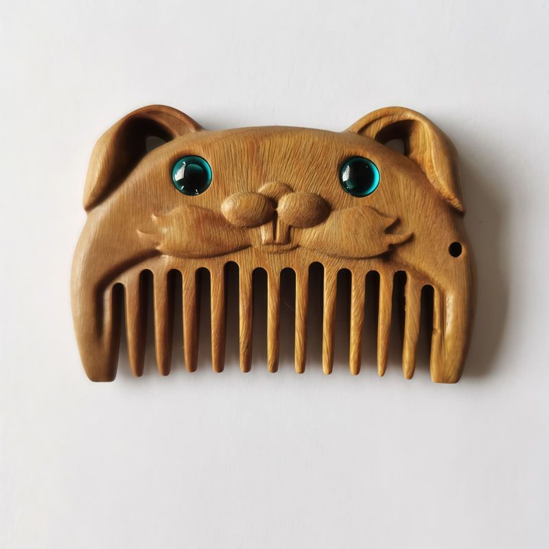 Chinese Zodiac Green Sandalwood Portable Comb Chinese Zodiac Green Sandalwood Portable Comb