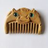 Chinese Zodiac Green Sandalwood Portable Comb Chinese Zodiac Green Sandalwood Portable Comb