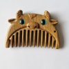 Chinese Zodiac Green Sandalwood Portable Comb Chinese Zodiac Green Sandalwood Portable Comb