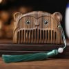 Chinese Zodiac Green Sandalwood Portable Comb Chinese Zodiac Green Sandalwood Portable Comb