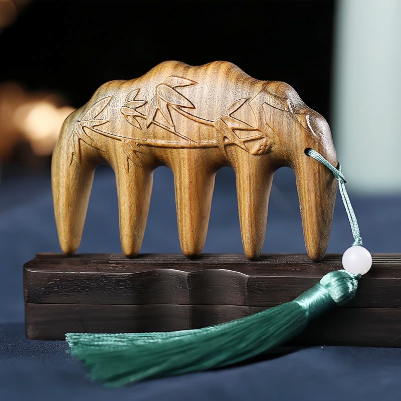 Green Sandalwood Plum Blossom Koi Fish Engraved Comb Green Sandalwood Plum Blossom Koi Fish Engraved Comb