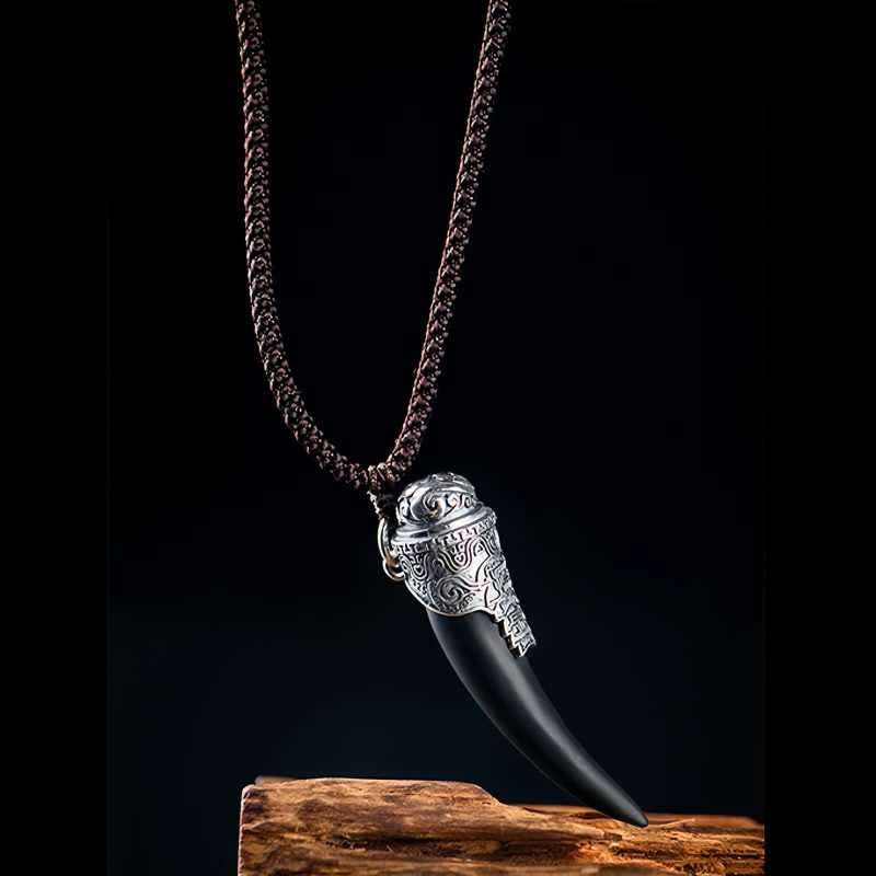 925 Silver Black Obsidian Wolf Tooth Necklace 925 Silver Black Obsidian Wolf Tooth Necklace
