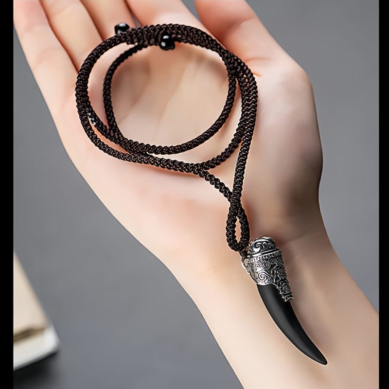 925 Silver Black Obsidian Wolf Tooth Necklace 925 Silver Black Obsidian Wolf Tooth Necklace