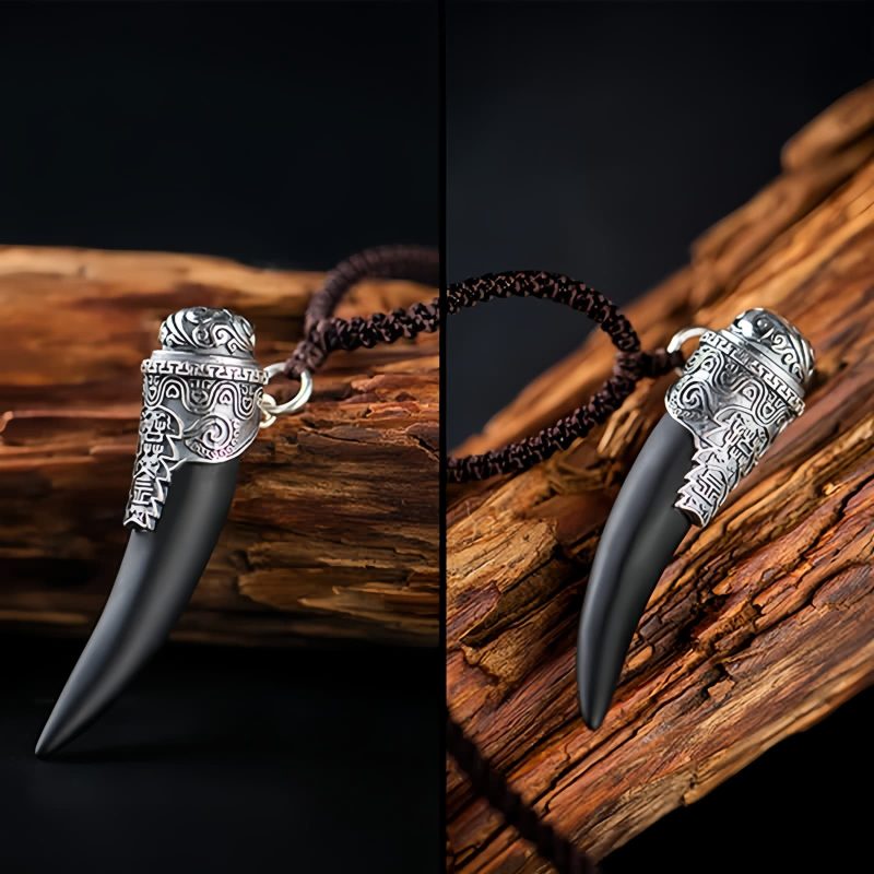 925 Silver Black Obsidian Wolf Tooth Necklace 925 Silver Black Obsidian Wolf Tooth Necklace