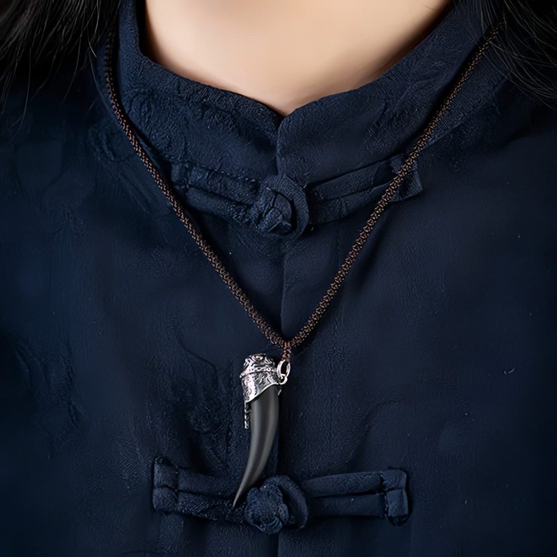 925 Silver Black Obsidian Wolf Tooth Necklace 925 Silver Black Obsidian Wolf Tooth Necklace