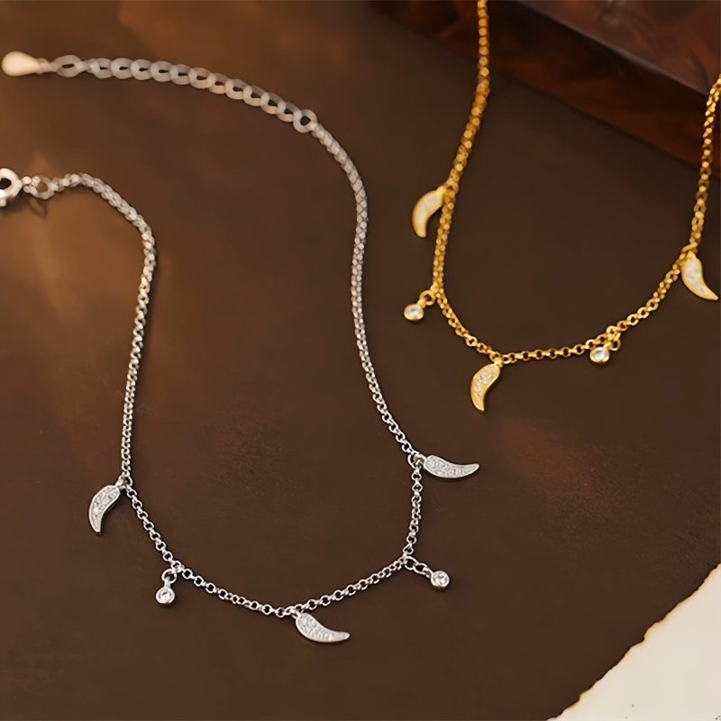 Sterling Silver Protection Anklet with Zircon Pepper Charm Sterling Silver Protection Anklet with Zircon Pepper Charm