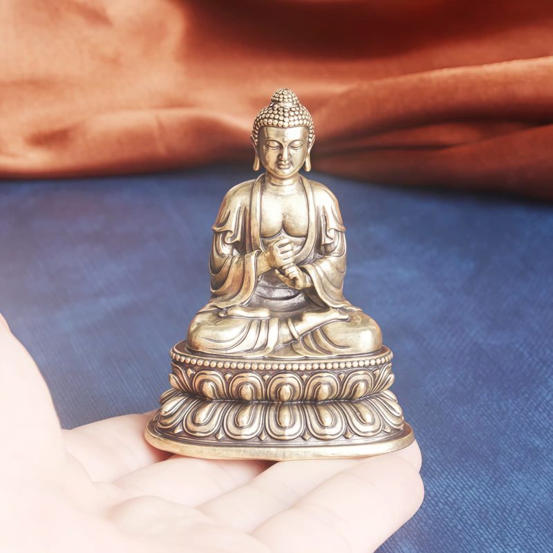Tibetan Copper Tathagata Buddha Statue Tibetan Copper Tathagata Buddha Statue