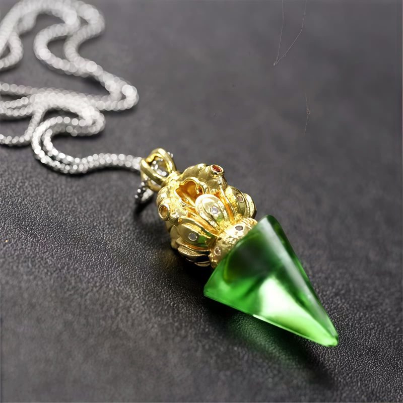 Tibetan Dorje Vajra Lotus Liuli Crystal Necklace Pendant Tibetan Dorje Vajra Lotus Liuli Crystal Necklace Pendant