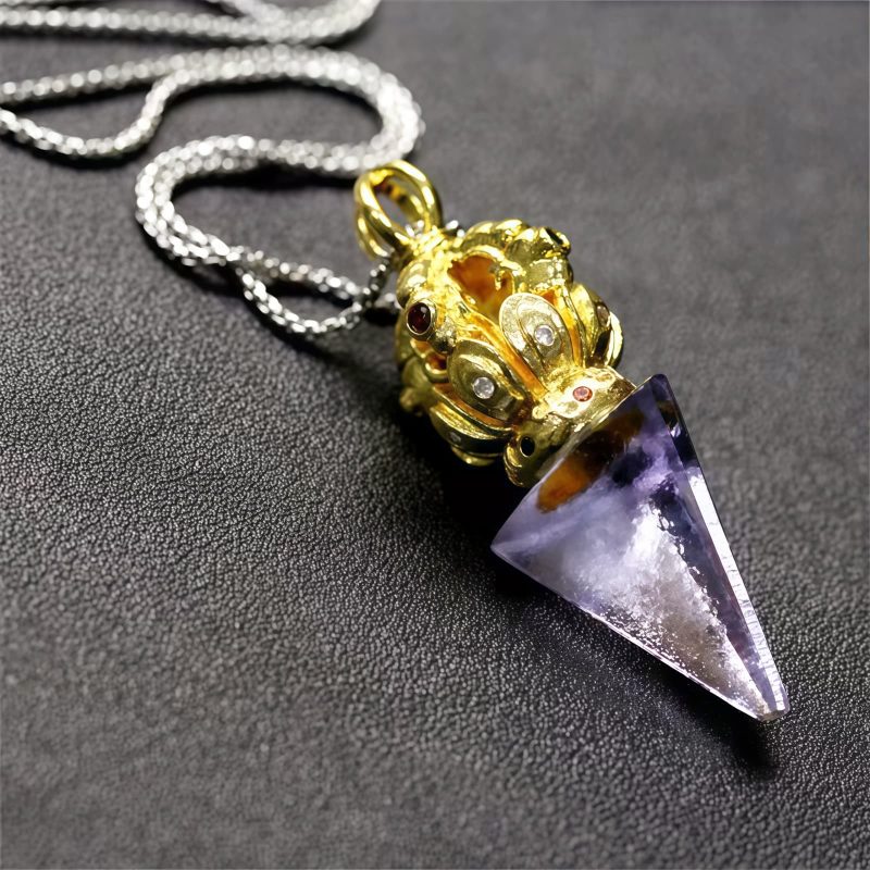 Tibetan Dorje Vajra Lotus Liuli Crystal Necklace Pendant Tibetan Dorje Vajra Lotus Liuli Crystal Necklace Pendant