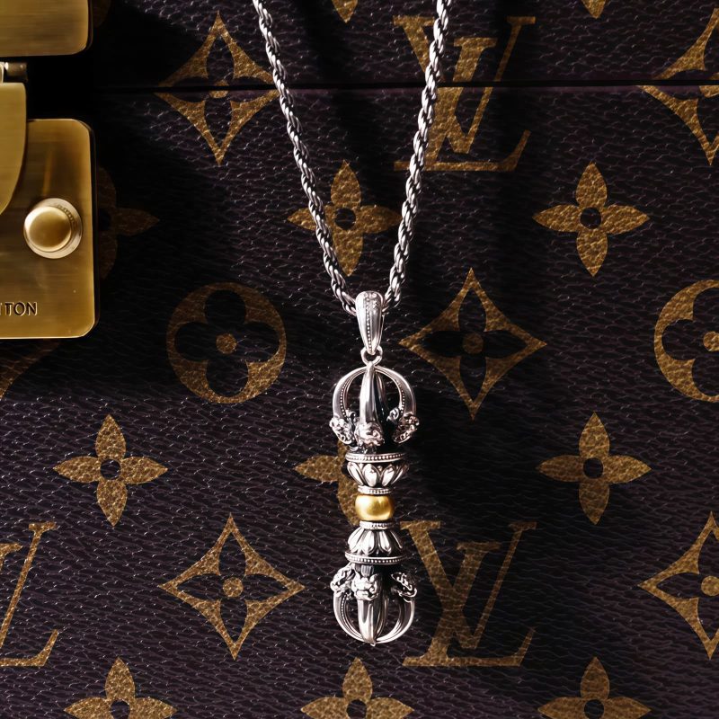 Tibetan Silver Dorje Vajra Wealth Pendant Tibetan Silver Dorje Vajra Wealth Pendant