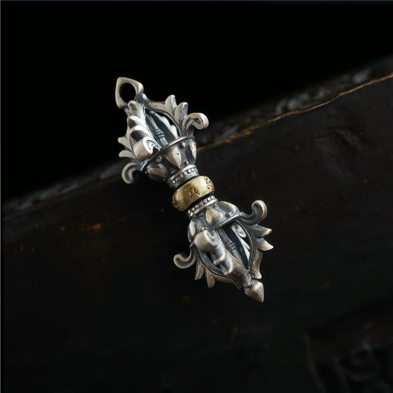 Tibetan 925 Silver Om Mani Padme Hum Strength Pendant Tibetan 925 Silver Om Mani Padme Hum Strength Pendant
