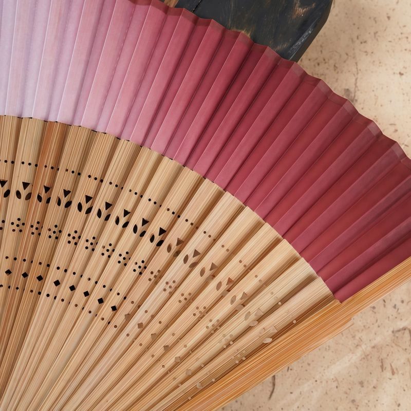 Gradient Hollow Engraved Bamboo Folding Fan Gradient Hollow Engraved Bamboo Folding Fan