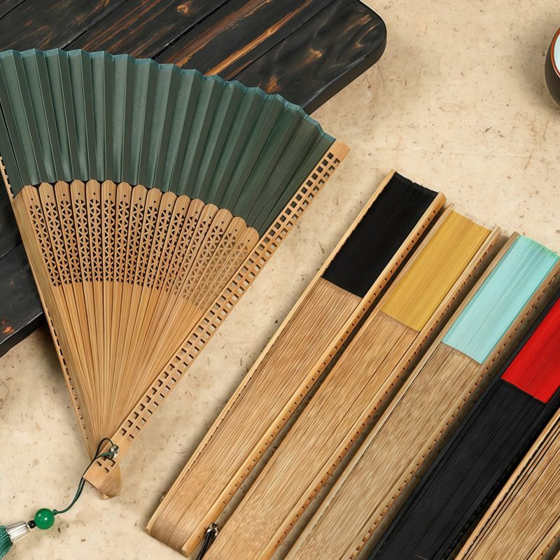 Handmade Bamboo Frame Vintage Folding Fan Handmade Bamboo Frame Vintage Folding Fan