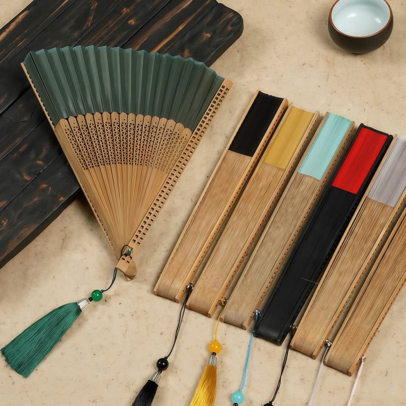 Handmade Bamboo Frame Vintage Folding Fan Handmade Bamboo Frame Vintage Folding Fan