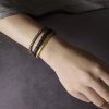 Lava-Gestein & Messing: Mehrlagiges Armband für innere Ruhe Lava Rock Brass Multi-Turn Calm Bracelet
