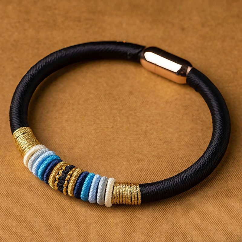 Tibetan Handmade King Kong Knot Bracelet Tibetan Handmade King Kong Knot Bracelet