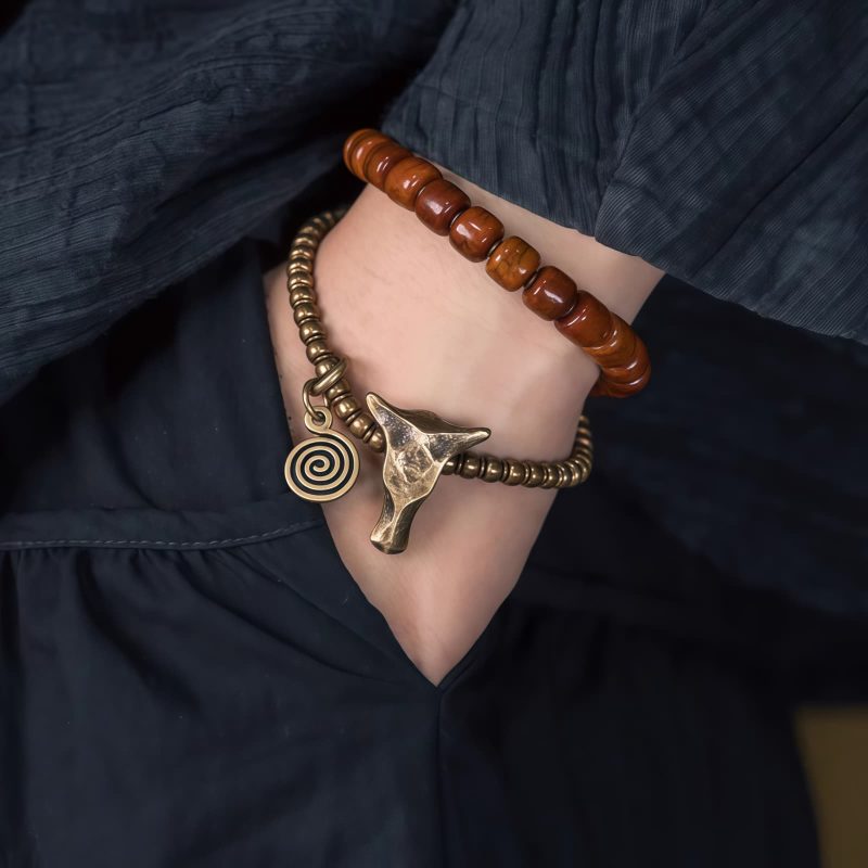 Yak Bone Tibetan Strength Bracelet with Copper Pendant Yak Bone Tibetan Strength Bracelet with Copper Pendant