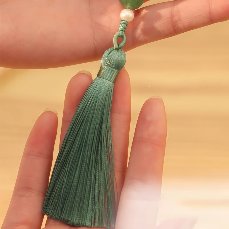 Green Strawberry Quartz Pearl Wrist Mala Green Strawberry Quartz Pearl Wrist Mala