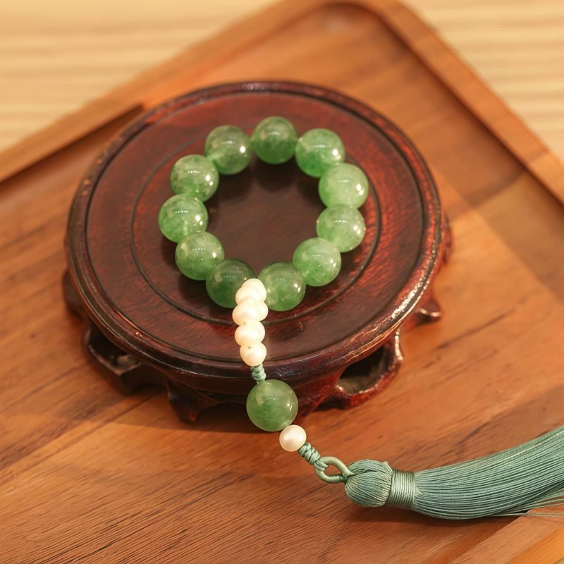 Green Strawberry Quartz Pearl Wrist Mala Green Strawberry Quartz Pearl Wrist Mala