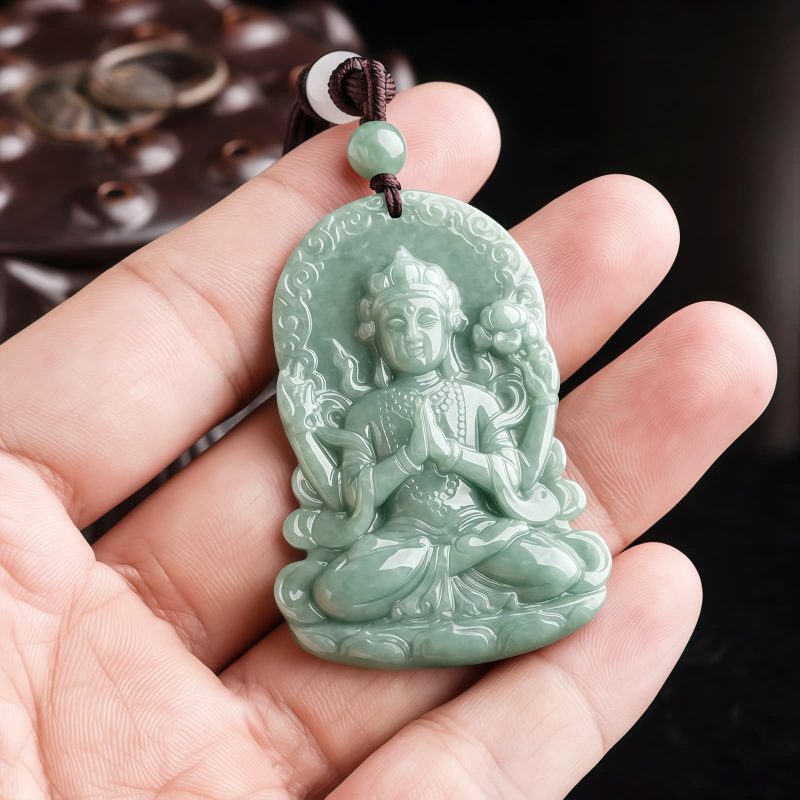 Natural Jade Avalokitesvara Amulet Necklace Natural Jade Avalokitesvara Amulet Necklace
