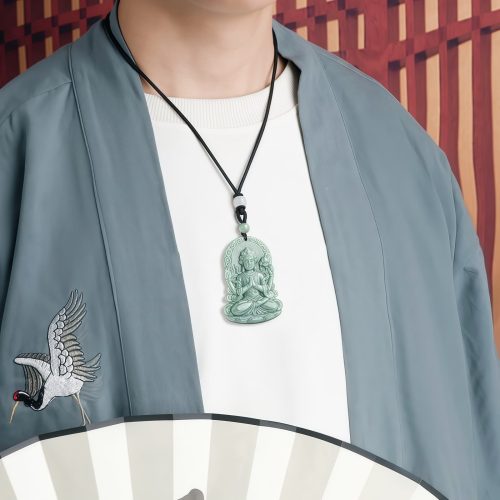 天然翡翠 四臂観音 お守りネックレス