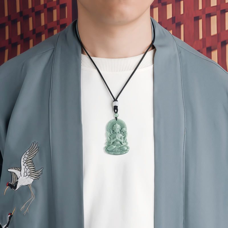 Natural Jade Avalokitesvara Amulet Necklace Natural Jade Avalokitesvara Amulet Necklace