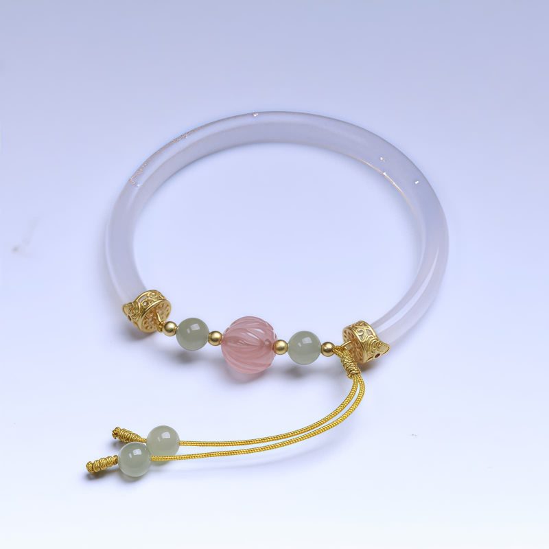Natural White Agate Lotus Bracelet Natural White Agate Lotus Bracelet