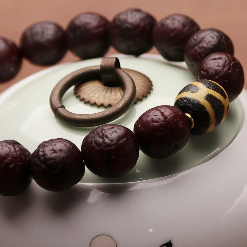 Tibetan Bodhi Seed Agate Wealth Wrist Mala Tibetan Bodhi Seed Agate Wealth Wrist Mala