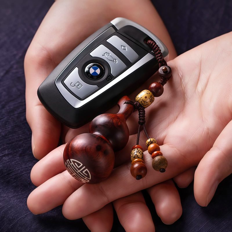 Tibetan Red Sandalwood Luck Key Chain Tibetan Red Sandalwood Luck Key Chain