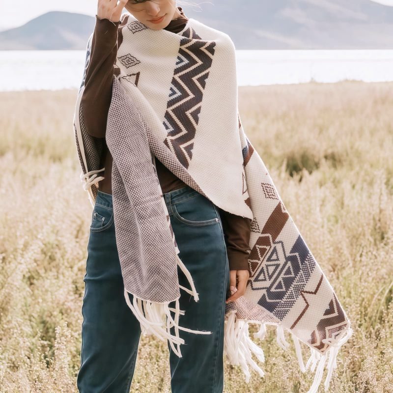 Chal Tibetano de Rayas Onduladas: Calidez y Estilo Étnico Tibetan Wave Stripe Cozy Scarf - 12
