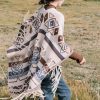 Chal Tibetano de Rayas Onduladas: Calidez y Estilo Étnico Tibetan Wave Stripe Cozy Scarf - 9